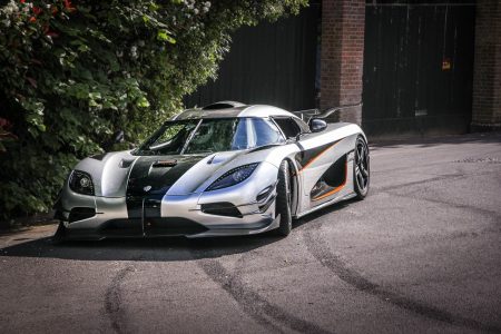 koenigsegg, racing car, sports car-438460.jpg